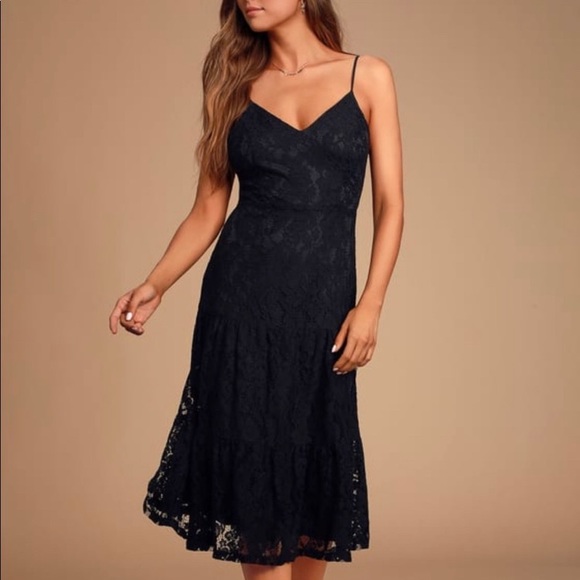 NWT Lulu’s Manning Lace Midi Dress - Picture 4 of 12
